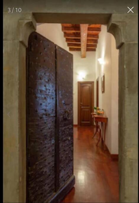Ferienwohnung Elegant Ramaglianti Flat -Santo Spirito District Florenz Exterior foto